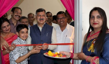 अध्यापक परिवर्तन लाने में निभाता है महत्वपूर्ण भूमिका: राजेश धर्माणी