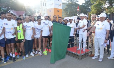 राज्यपाल ने 11वीं हिमाचल प्रदेश पुलिस हाफ मैराथन को हरी झंडी दिखाई