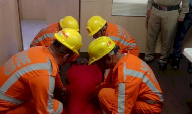 होमगार्ड और अग्निशमन विभाग द्वारा पिडीलाइट उद्योग, काला अंब में मॉक ड्रिल व जन-जागरूकता कार्यक्रम आयोजित