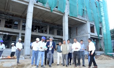 मुख्यमंत्री ने निर्माणाधीन हिमाचल निकेतन का किया दौरा