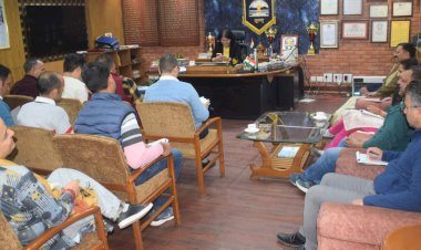 शराब  तस्करी पर अंकुश लगाने के लिए' गठित जिला स्तरीय कमेटी की समीक्षा बैठक