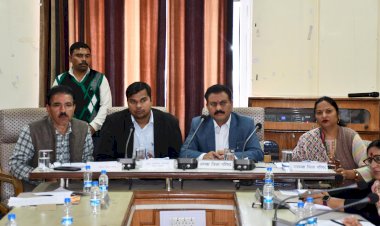 प्रतिनिधियों और अधिकारियों के तालमेल से ही विकास सुनिश्चित - रमेश ठाकुर