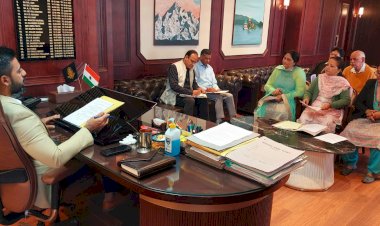 बाल कल्याण समिति की त्रैमासिक बैठक आयोजित