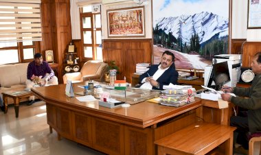 उपायुक्त की अध्यक्षता में एन.एच.ए.आई. के साथ समीक्षा बैठक आयोजित