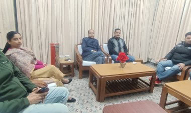 भ्रष्टाचार की परतें उघड़ने लगी तो कांग्रेस सरकार की सांसे भी अब रुकने लगी : जयराम ठाकुर