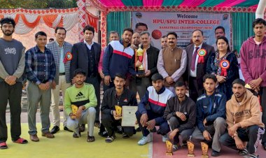 सरकाघाट  में  पुरुष  वर्ग की राज्य स्तरीय एचपीयू  इंटर कालेज  बास्केटबॉल  खेल प्रतियोगिता का हुआ समापन