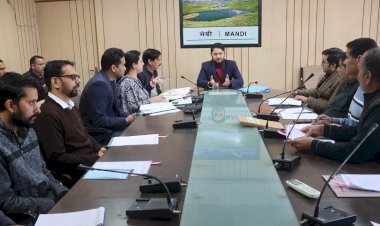 उपायुक्त की अध्यक्षता में आयुर्वेद रोगी कल्याण समिति की बैठक आयोजित