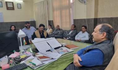 AEFI की जिला स्तरीय मीटिंग में वैक्सीन सेशन के बाद हुई एक शिशु की मृत्यु पर चर्चा