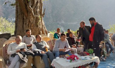 जिला प्रशासन पहुंचा करसोग की ग्राम पंचायत सरत्योला के दुर्गम गांव मांजू, मगाण