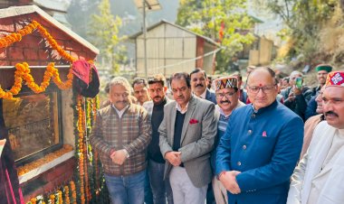 शिक्षा मंत्री रोहित ठाकुर ने आनी स्कूल में मुख्यातिथि के रूप की शिरकत