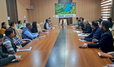 उपायुक्त ने सर्दी के मौसम से संबंधित तैयारियों को लेकर विभिन्न विभागों के प्रमुखों और सभी उपमंडल अधिकारियों के साथ बैठक की।