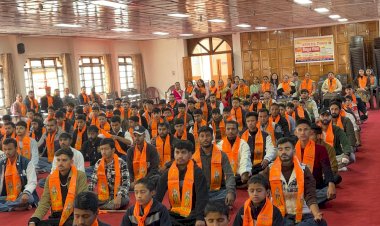बजरंग दल शिमला ने 501 युवाओं को दी त्रिशूल दीक्षा : युवा बोले- धर्म, बहन-बेटी, गायों की रक्षा के लिए सदैव खड़े रहेंगे...