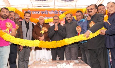 ढली में नवनिर्मित बस स्टैंड जनता को किया समर्पित.18 महीने में बनकर तैयार होगी ढली सब्जी मंडीः मुख्यमंत्री