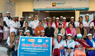 कड़साई की महिलाओं ने ली मोमबत्ती बनाने की टेªनिंग आरसेटी ने आयोजित किया 10 दिवसीय शिविर