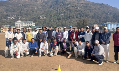 DC-11 तथा Health- 11 के बीच क्रिकेट मैच का आयोजन, डीसी 11 की टीम रही मैच की विजेता