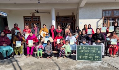 महिला बाल विकास परियोजना हमीरपुर के सौजन्य से "वो दिन" योजना के अंतर्गत जागरूकता शिविर का आयोजन