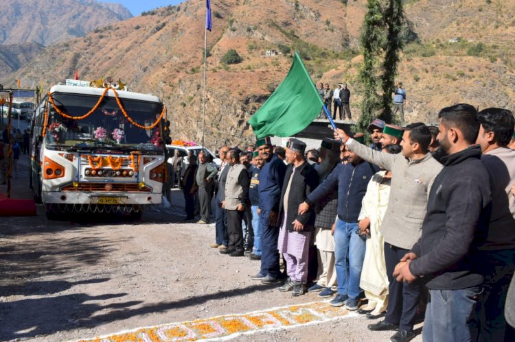 लोक निर्माण मंत्री ने बठोरा से 8 करोड़ की लागत से निर्मित तीन सड़कों का किया शुभारंभ