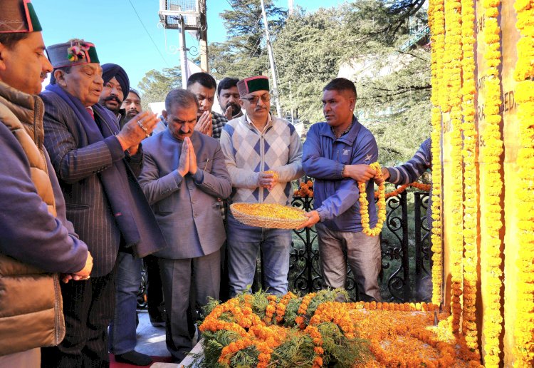 मुख्यमंत्री ने महिला गृह रक्षकों को 180 दिन का मातृत्व अवकाश प्रदान करने की घोषणा की .गृह रक्षकों के दैनिक भत्ते को बढ़कार 500 रुपये किया