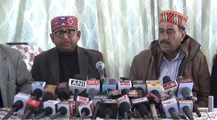 शैक्षणिक संस्थानों के मालिकों ने शिमला में तैनात ईडी के सहायक निदेशक विशाल दीप सिंह की गिरफ्तारी की मांग,