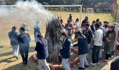 अरिहंत इंटरनेशनल विद्यालय में मकर संक्रान्ति तथा लोहड़ी के पर्व धूम