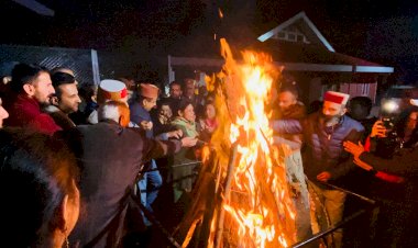 समर्थकों कार्यकर्ताओं और नेताओं के साथ जयराम ठाकुर ने मनाया लोहड़ी का पर्व