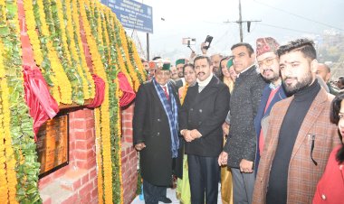 डॉ. शांडिल ने सोलन में 04.25 करोड़ रुपए के विकास कार्यों के लोकार्पण एवं शिलान्यास किए विक्रमादित्य सिंह विशेष रूप से उपस्थित रहे