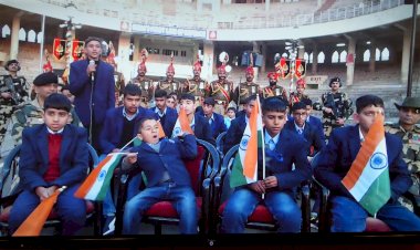 मुख्यमंत्री ने वाघा बॉर्डर पहुंचे ‘चिल्ड्रन ऑफ द स्टेट’ से वर्चुअल संवाद किया 17 बच्चे अमृतसर, स्वर्ण मंदिर और साइंस सिटी कपूरथला का भ्रमण करेंगे