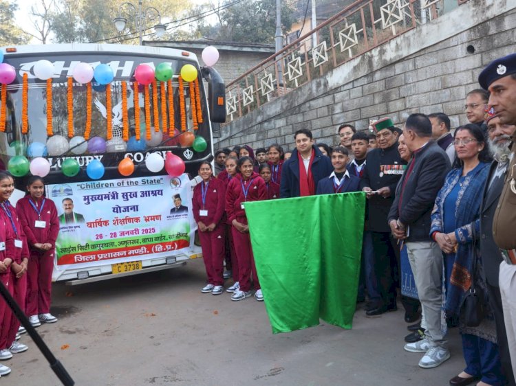 स्वास्थ्य मंत्री कर्नल डॉ धनी राम शांडिल ने चिल्ड्रन ऑफ द स्टेट के भ्रमण दल को किया रवाना