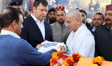 पूर्व मंत्री का राजकीय सम्मान के साथ अंतिम संस्कार