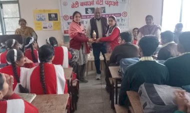 वरिष्ठ माध्यमिक पाठशाला मोगीनन्द में लैंगिग समानता शिविर का आयोजन