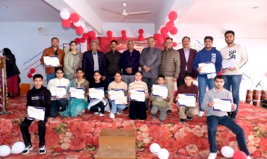 करियर अकादमी टैलेंट सर्च  ( CATSE ) के मेधावी छात्रों को किया सम्मानित.....