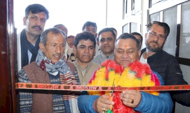 मीडिया लोकतंत्र का चौथा स्तंभ-विनय