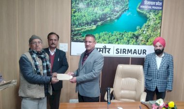 उपायुक्त सिरमौर ने मेरी पाॅलिसी मेरे हाथ अभियान का किया शुभारंभ