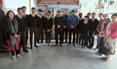राजकीय वरिष्ठ माध्यमिक विद्यालय हमीरपुर के छात्रों ने किया केन्द्रीय विद्यालय हमीरपुर का भ्रमण