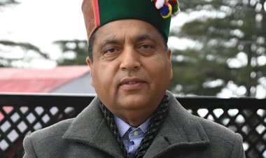 सरकार न रोज़गार के अवसर दे रही है और न ही ख़ुद रोज़गार करने दे रही है : जयराम ठाकुर