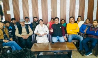 ब्लॉक कांग्रेस अध्यक्ष राजेन्द्र वर्मा ने  पूर्व विधायक से पूछा कौन-सा आंदोलन, किस लिए.....