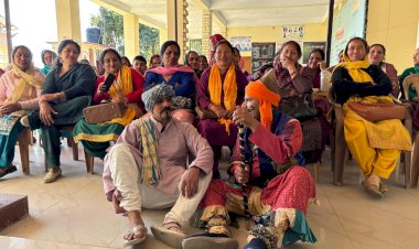 गीत-संगीत और नुक्कड़ नाटक से दिया वनों को आग से बचाने का संदेश