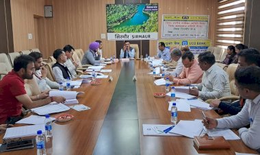 डिजिटल पेमेंट के प्रति लोगों को किया जाए जागरूक - एल.आर.वर्मा