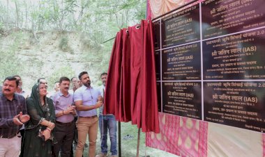 उपायुक्त ने कृषि सिंचाई योजना दो के तहत 70 लाख की परियोजनाओं के किए लोकार्पण