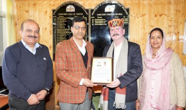 सूचना एवं जन सम्पर्क विभाग में सेवानिवृत्ति समारोह का आयोजन