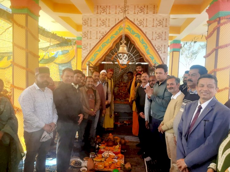 पूर्व मंत्री जी.एस बाली की याद में एचआरटीसी कार्यशाला में बना मंदिर