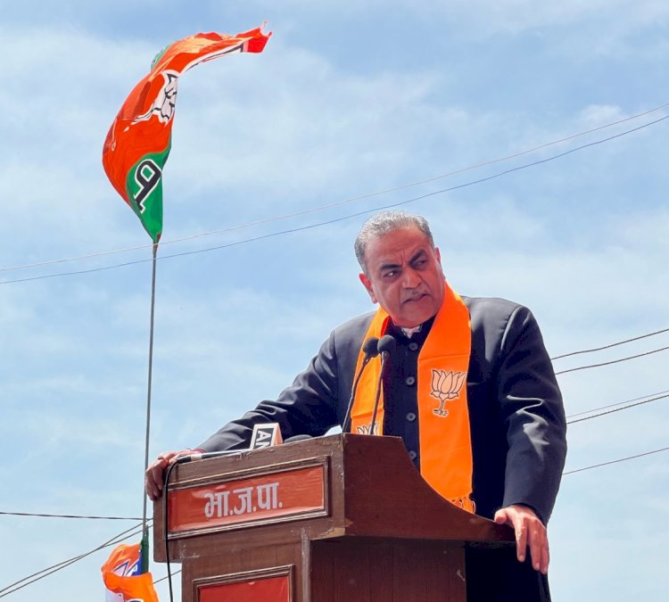 कांग्रेस सरकार के जंगलराज में बहन-बेटियां असुरक्षित, गैंगवार और चिट्टा माफिया चरम पर: संजय टंडन