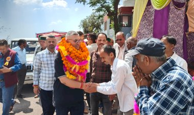 धारटी धार क्षेत्र में जल संकट की समस्या के समाधान हेतु 35 हैंडपंप लगाए जा चुके है  : अजय सोलंकी