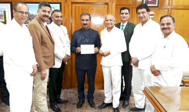 मुख्यमंत्री को दिव्य रथ यात्रा का निमंत्रण