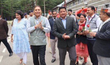 मुख्य सचिव ने आपदा से कम नुकसान के लिये अधिकारियों को प्लान तैयार करने की दी सलाह