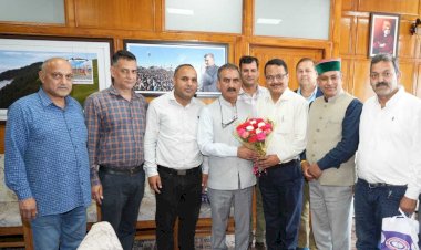 प्रेस क्लब मण्डी ने मुख्यमंत्री तथा उनके मीडिया सलाहकार से की भेंट