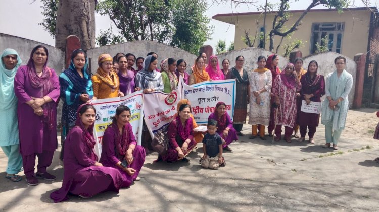 पोषण पखवाड़े के समापन अवसर पर निकाली स्कूटी रैली