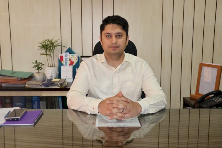 मंडी से पंडोह फोरलेन निर्माण कार्य में तेजी लाए एनएचएआई - उपायुक्त