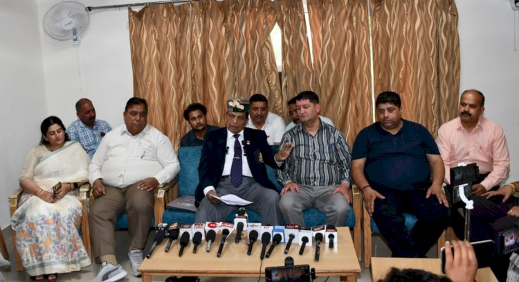 प्रधानमंत्री नरेन्द्र मोदी से संसद का विशेष सत्र बुलाने की मांग की गई है : शांडिल