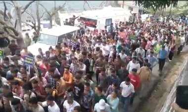 नाहन में सड़कों पर उतरे सैंकड़ों बेरोजगार युवा.... सिरमौर युवा बेरोजगार संघ के बैनर तले प्रदर्शन,